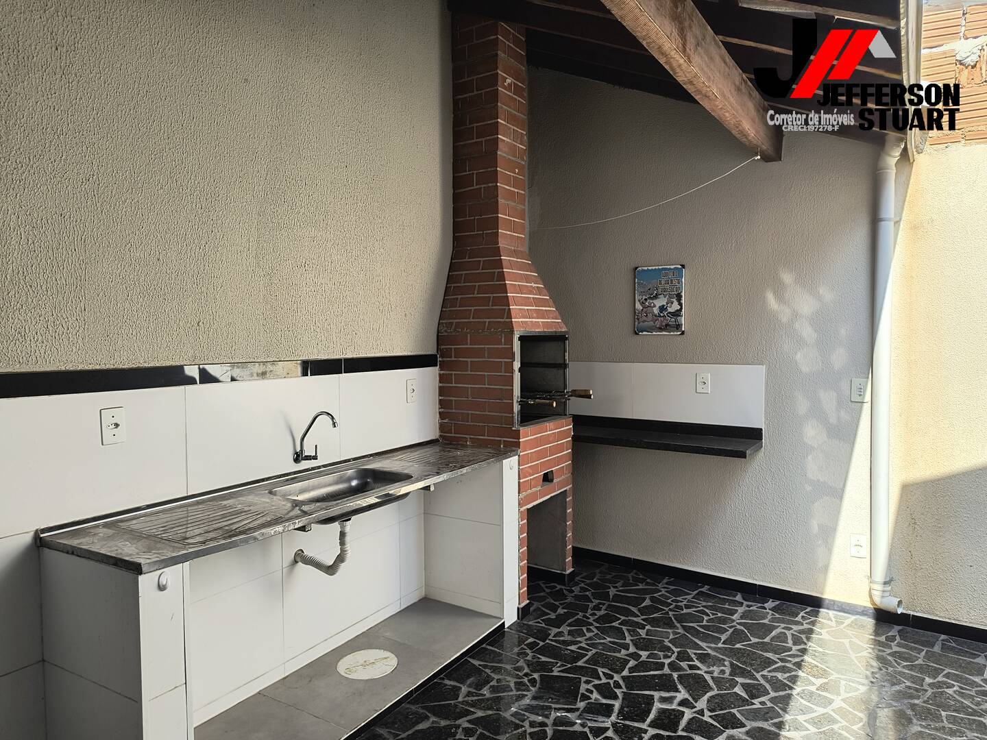 Casa à venda com 2 quartos, 68m² - Foto 14