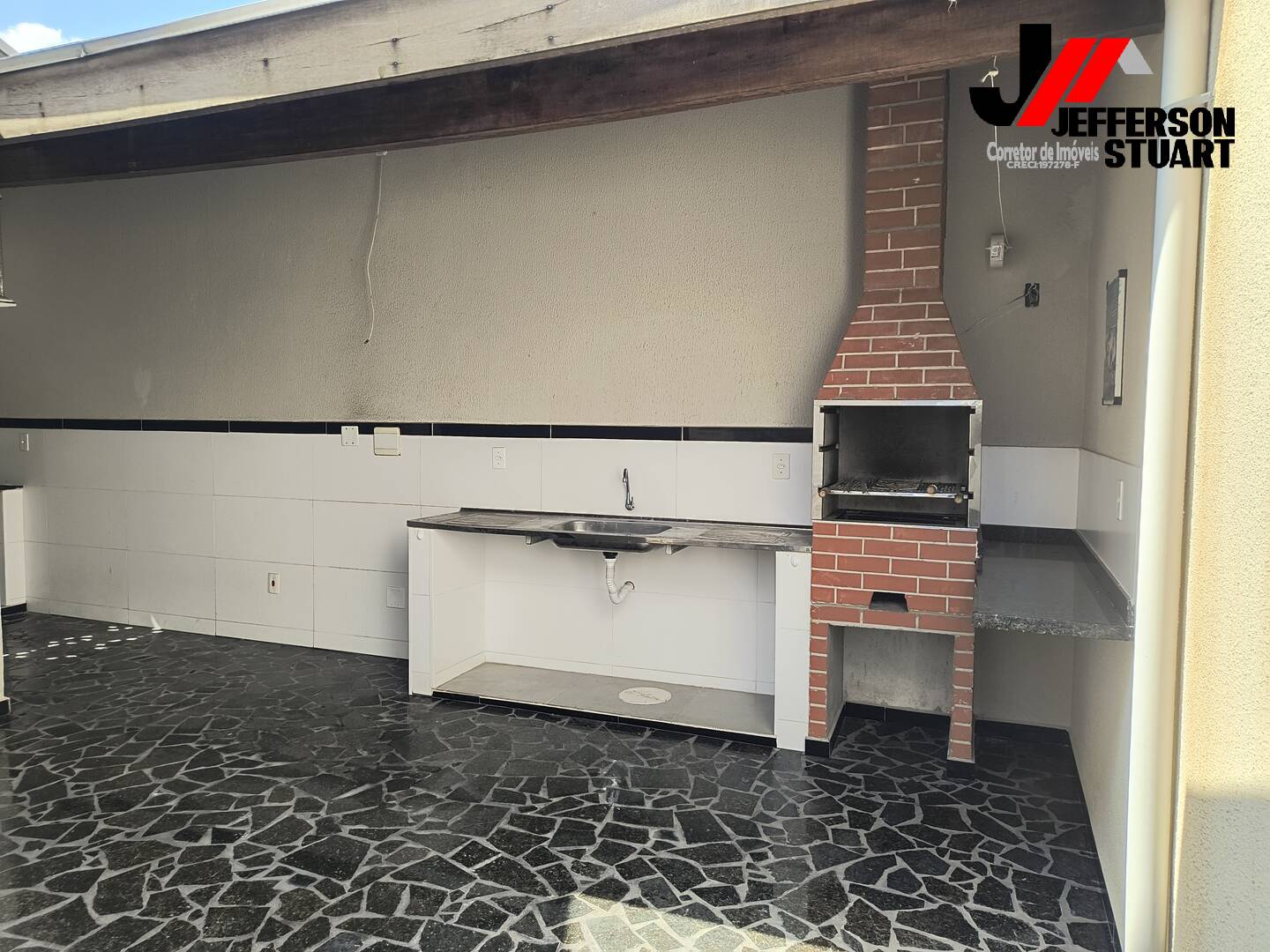 Casa à venda com 2 quartos, 68m² - Foto 15