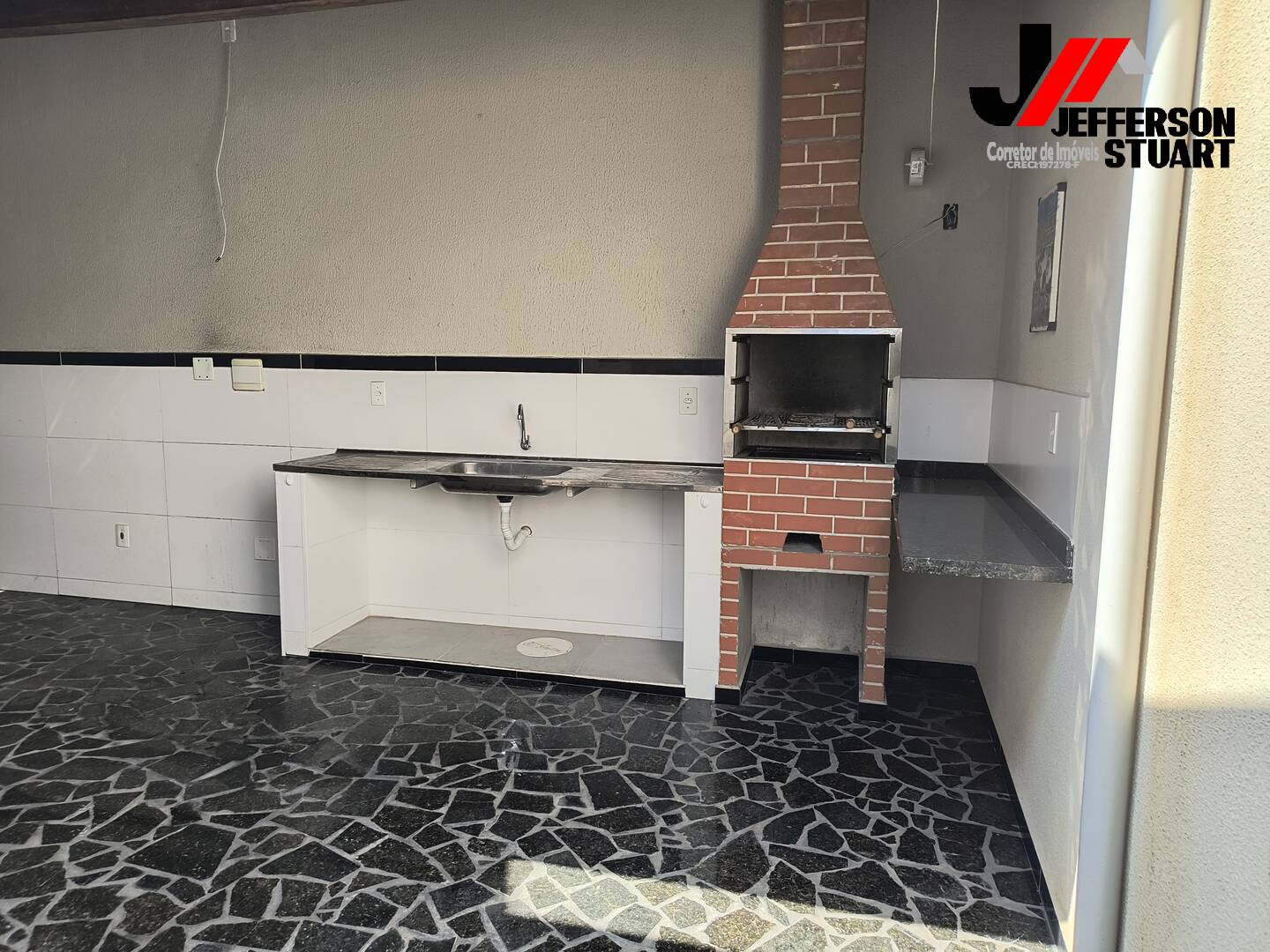 Casa à venda com 2 quartos, 68m² - Foto 16