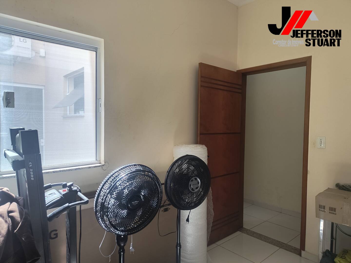 Casa à venda com 2 quartos, 90m² - Foto 3