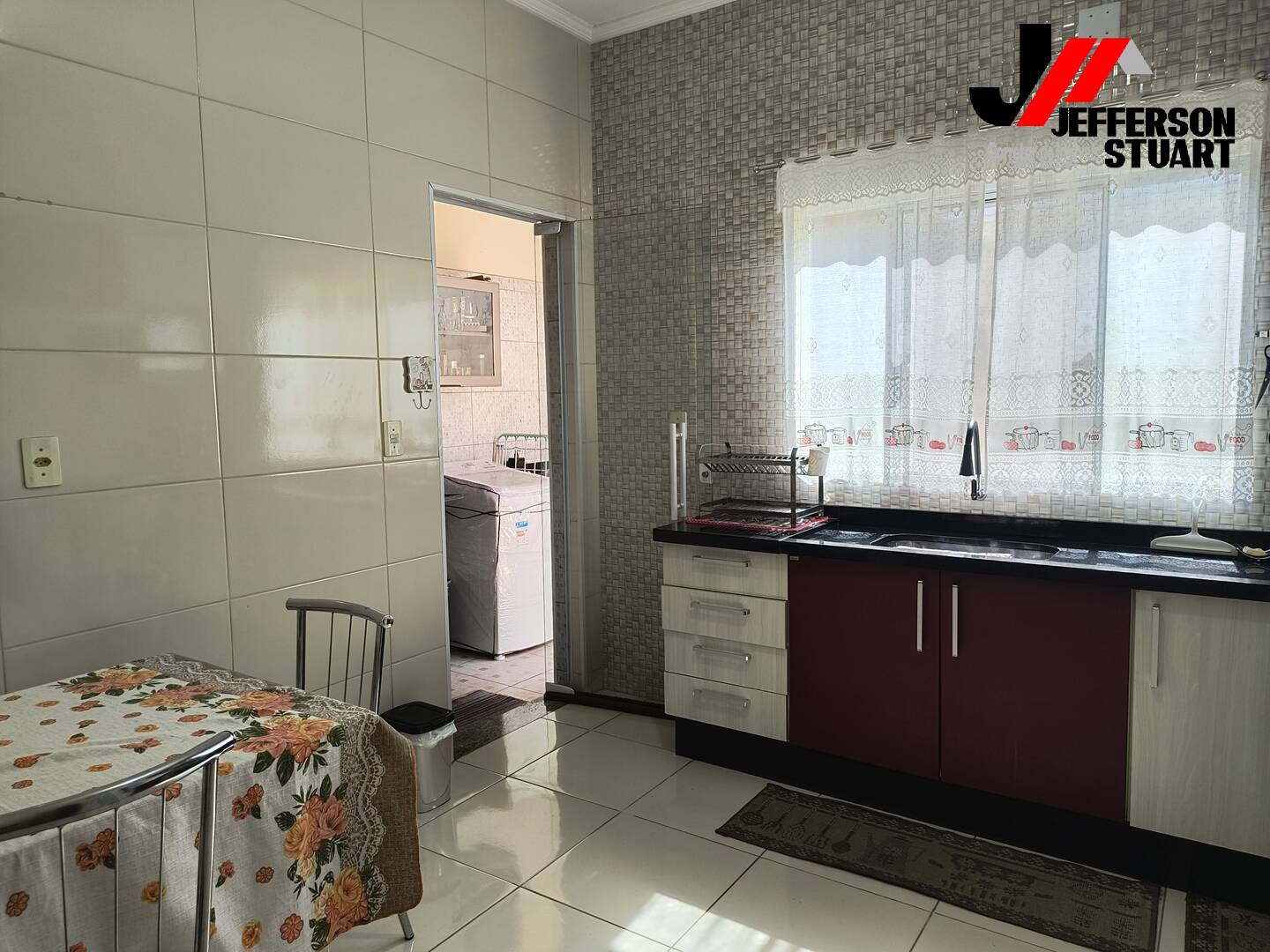 Casa à venda com 2 quartos, 90m² - Foto 9