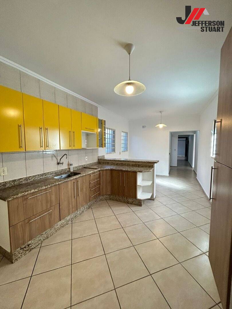 Casa, 2 quartos, 170 m² - Foto 1